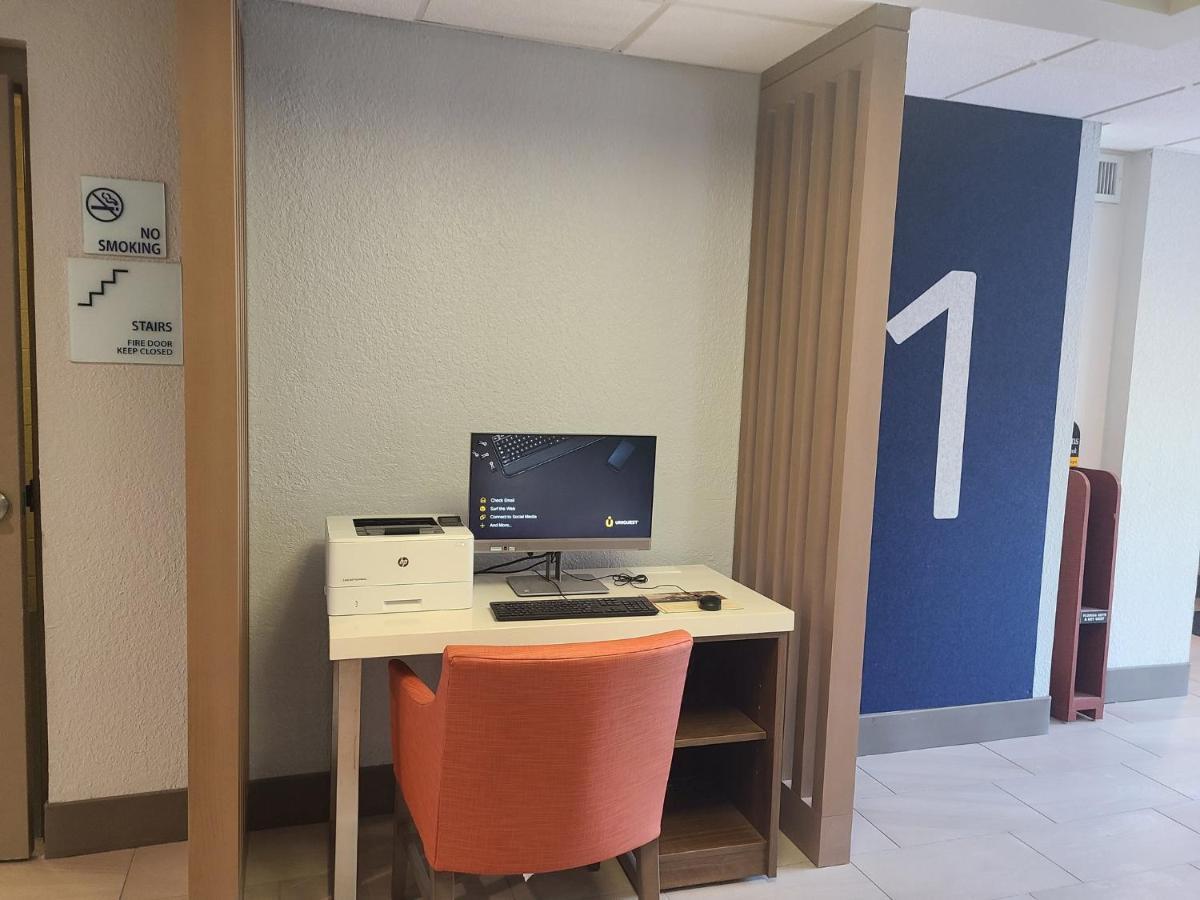 Holiday Inn Express Fort Lauderdale North - Executive Airport By Ihg Εξωτερικό φωτογραφία