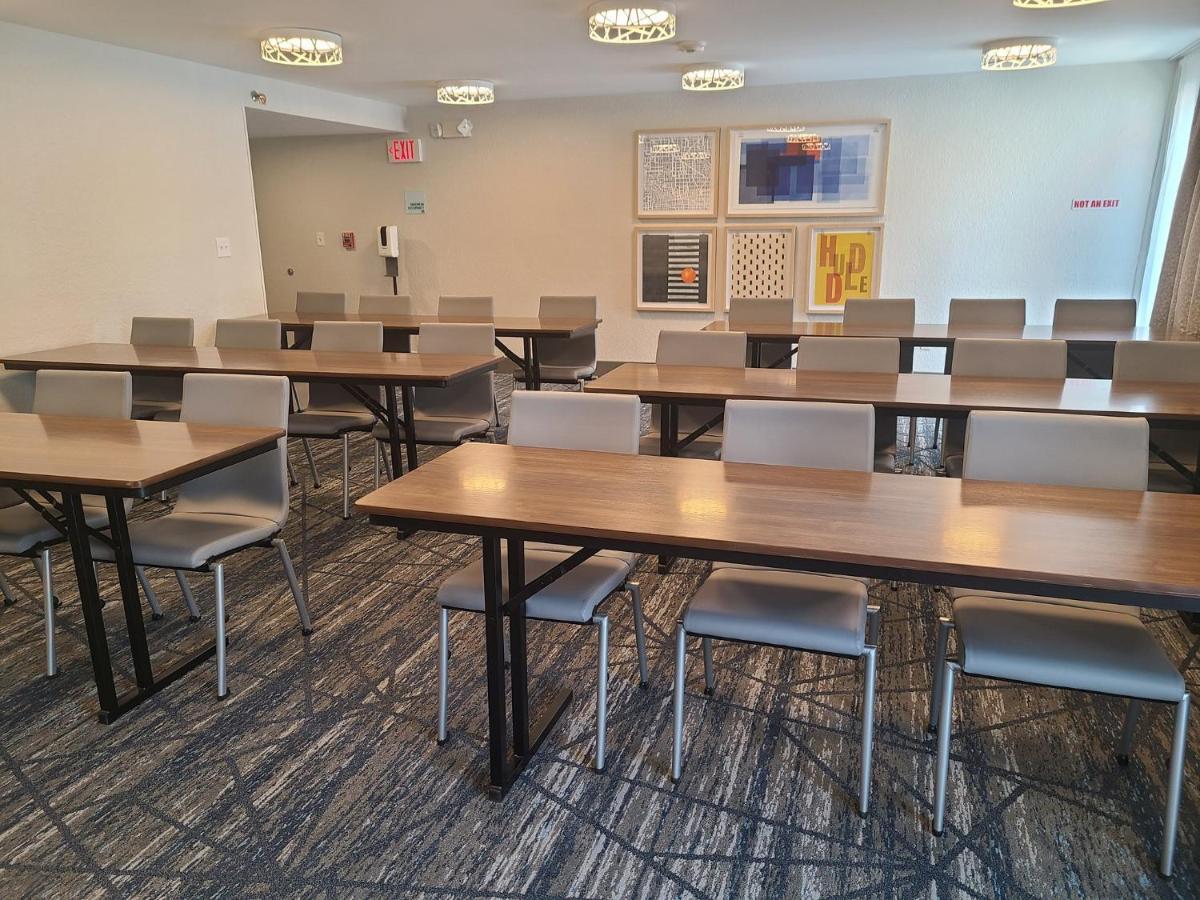 Holiday Inn Express Fort Lauderdale North - Executive Airport By Ihg Εξωτερικό φωτογραφία