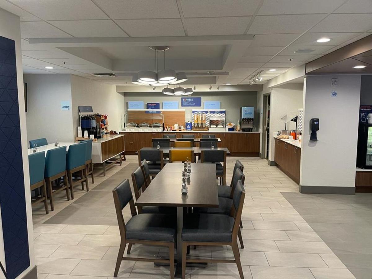 Holiday Inn Express Fort Lauderdale North - Executive Airport By Ihg Εξωτερικό φωτογραφία