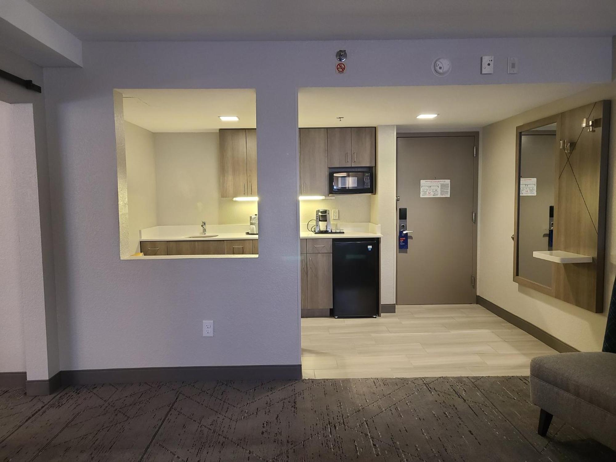 Holiday Inn Express Fort Lauderdale North - Executive Airport By Ihg Εξωτερικό φωτογραφία