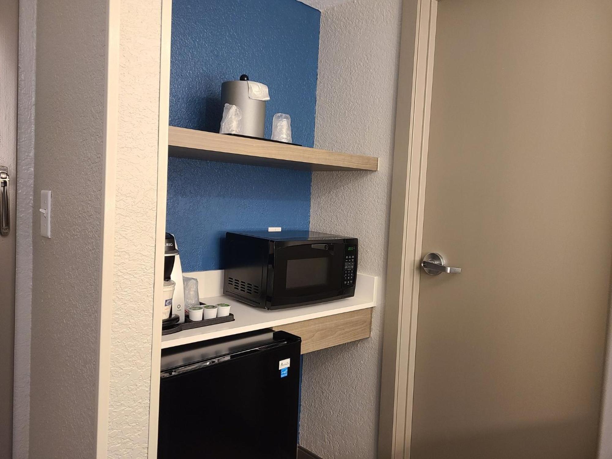Holiday Inn Express Fort Lauderdale North - Executive Airport By Ihg Εξωτερικό φωτογραφία